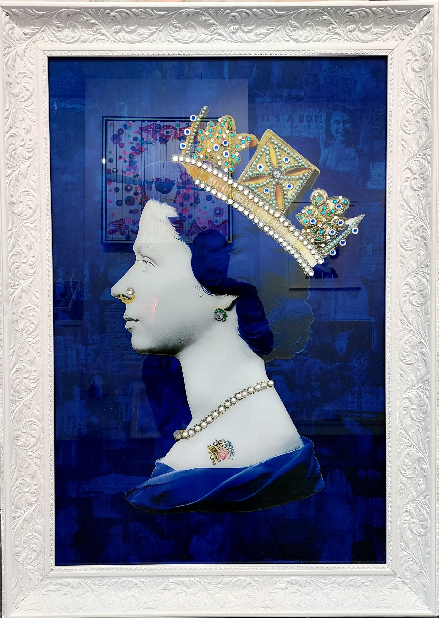 Ultimate Blue Queen on glass