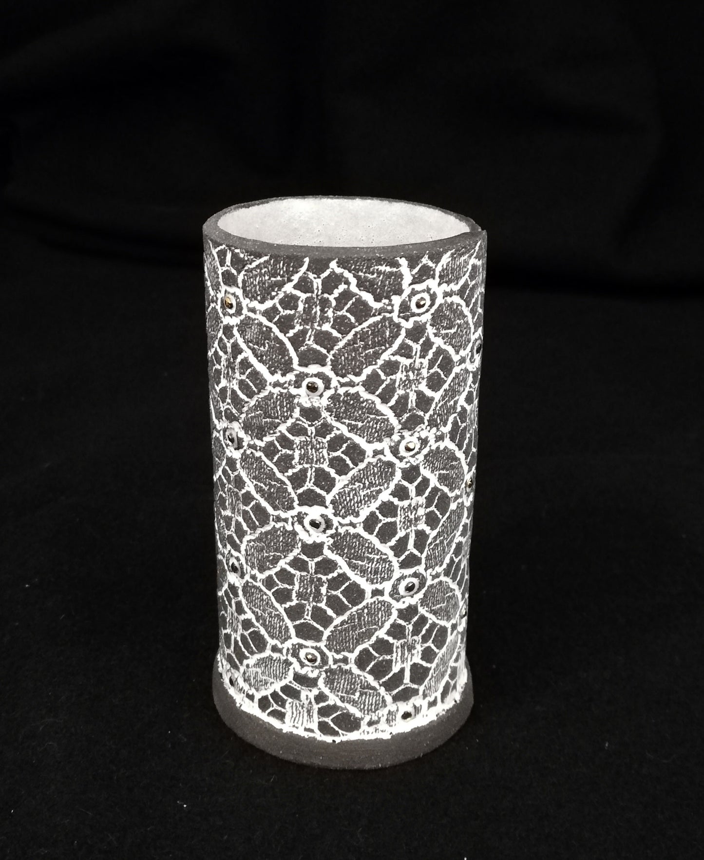 Frances-Spice-Patterned-Vase-in-Black-Clay